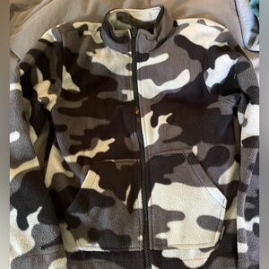 Boys Eddie Bauer zip up fleece